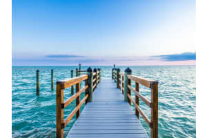 640 S Mashta Dr, Key Biscayne, FL 33149, Sold 10/16/24