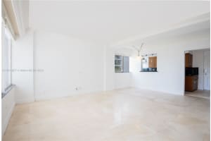 1430 Brickell Bay Dr APT 504, Miami, FL 33131, Sold 04/09/25