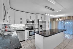 7340 Bay Hill Dr, Hialeah, FL 33015, Sold 08/22/24