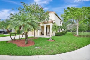 19245 NE 9th Pl, Miami, FL 33179, Sold 02/03/25
