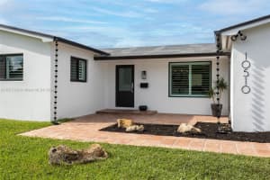 10510 SW 99th St, Miami, FL 33176, Sold 10/04/24