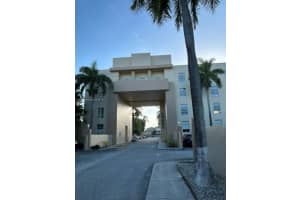 7400 W 20th Ave APT 125, Hialeah, FL 33016, Sold 10/25/24