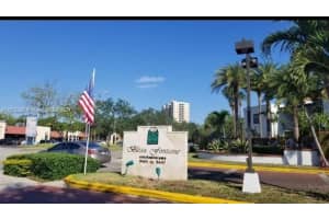 9447 Fontainebleau Blvd, Miami, FL 33172, Sold 08/29/24