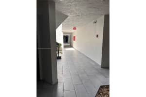 9447 Fontainebleau Blvd, Miami, FL 33172, Sold 08/29/24