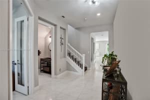 8650 E Baypoint Cir, Pompano Beach, FL 33076, Sold 11/06/24