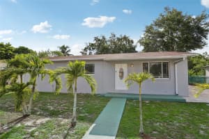 17951 NW 22nd Ct, Miami Gardens, FL 33056, Sold 01/30/25