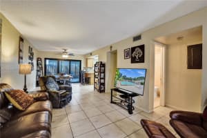 12228 SW 51st Pl, Cooper City, FL 33330, Sold 08/15/24