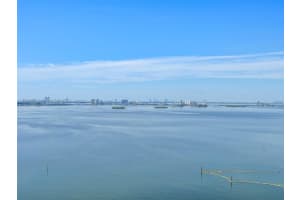 1800 NE 114th St APT 2004, Miami, FL 33181, Sold 12/18/24