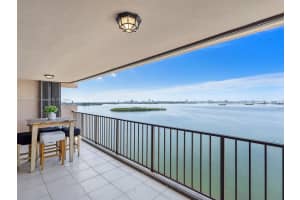 1800 NE 114th St APT 2004, Miami, FL 33181, Sold 12/18/24