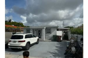 734 E 39th St Hialeah, FL 33013 - MLS#A11612904