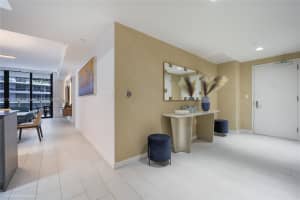 1010 Brickell Ave Unit 3306, Miami, FL 33131, Sold 11/27/24