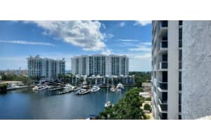 7933 West Dr, North Bay Village, FL 33141, Sold 09/19/24