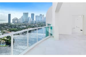 20201 E Country Club Dr, Aventura, FL 33180, Sold 03/20/25