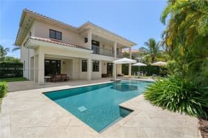 19378 SW 77th Pl, Cutler Bay, FL 33157, Sold 11/13/24