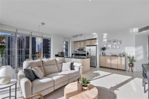 79 SW 12th St, Miami, FL 33130, Sold 09/03/24