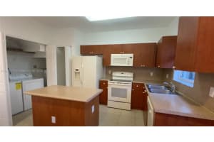 1639 SE 30th St, Homestead, FL 33035, Sold 08/12/24