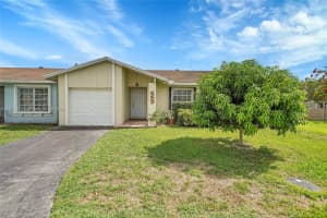 350 Lakewood Cir E, Margate, FL 33063, Sold 08/02/24