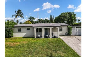 10400 SW 151st Terrace, Miami, FL 33176, Sold 10/02/24