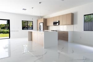 16331 SW 60th Terrace, Miami, FL 33193, Sold 12/19/24