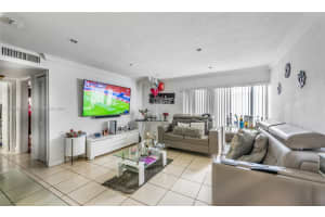 7256 SW 94th Pl APT A7, Miami, FL 33173, Sold 05/15/25