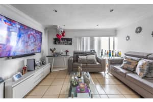 7256 SW 94th Pl APT A7, Miami, FL 33173, Sold 05/15/25