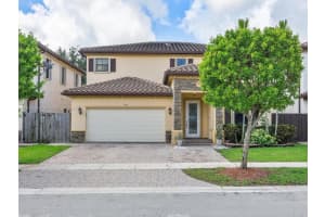 2754 NE 1st St, Homestead, FL 33033, Sold 11/08/24