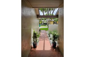 4323 SW 148th Pl, Miami, FL 33185, Sold 09/20/24