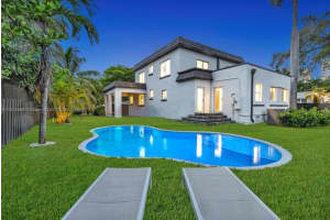 859 NW 15th Ave, Miami, FL 33125, Sold 10/25/24