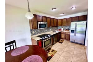 10584 NW 6th St, Pembroke Pines, FL 33026, Sold 09/24/24