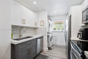 7965 NW 8th St, Miami, FL 33126, Sold 08/23/24