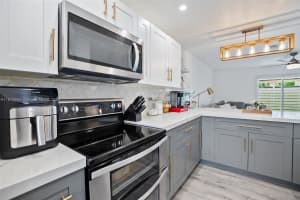 7965 NW 8th St, Miami, FL 33126, Sold 08/23/24