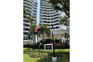3400 Ne 192nd St Ph10, Aventura