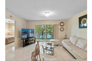 13701 SW 12th St, Pembroke Pines, FL 33027, Sold 09/13/24