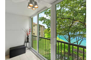 13701 SW 12th St, Pembroke Pines, FL 33027, Sold 09/13/24