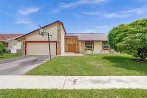 8511 NW 54th St, Lauderhill, FL 33351, Sold 09/13/24