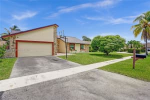 8511 NW 54th St, Lauderhill, FL 33351, Sold 09/13/24