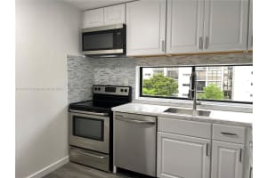 16909 N Bay Rd APT 504, Sunny Isles Beach, FL 33160, Sold 11/20/24
