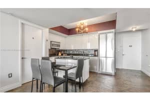 92 SW 3rd St APT 4804, Miami, FL 33130, Sold 10/12/24