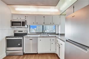 17021 N Bay Rd, Sunny Isles Beach, FL 33160, Sold 08/19/24