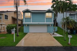 21654 SW 98th Pl, Cutler Bay, FL 33190, Sold 08/19/24