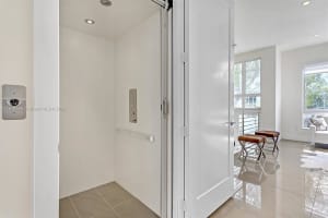 6620 NW 105th Ct, Doral, FL 33178, Sold 10/24/24