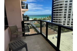 5225 Collins Ave APT 817, Miami Beach, FL 33140, Sold 12/03/24