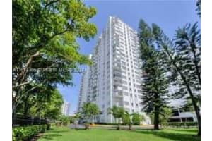 2780 NE 183rd St, Aventura, FL 33160, Sold 08/23/24