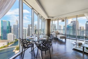 92 SW 3rd St APT 4501, Miami, FL 33130, Sold 11/21/24