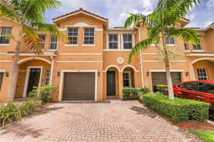 2382 SE 15th St, Homestead, FL 33035, Sold 09/04/24