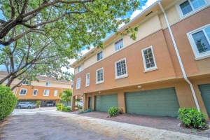 2845 NE 185th St, Aventura, FL 33180, Sold 08/30/24