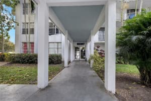 496 NW 165th St APT D616, Miami, FL 33169, - MLS#A11614973