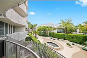 2155 Washington Ct 206, Miami Beach