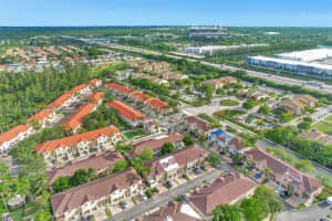 21105 NW 14th Pl Apt 138, Miami Gardens, FL 33169, Sold 10/09/24