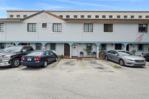 11795 SW 18th St, Miami, FL 33175, Sold 11/04/24